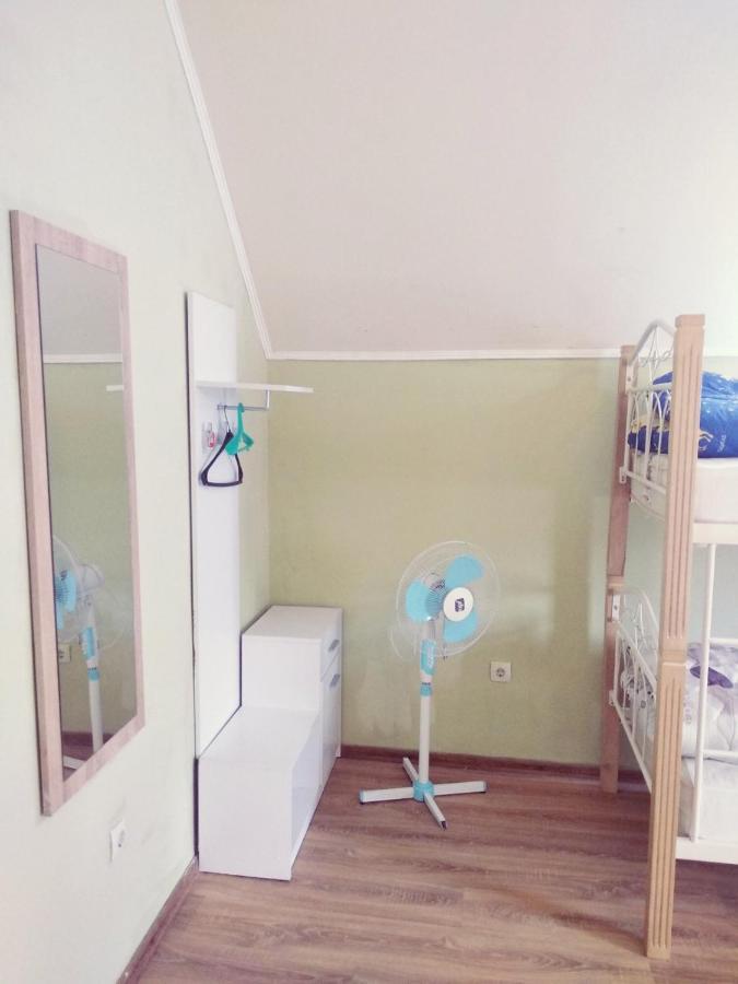 Freedom Hostel Uzhhorod Luaran gambar