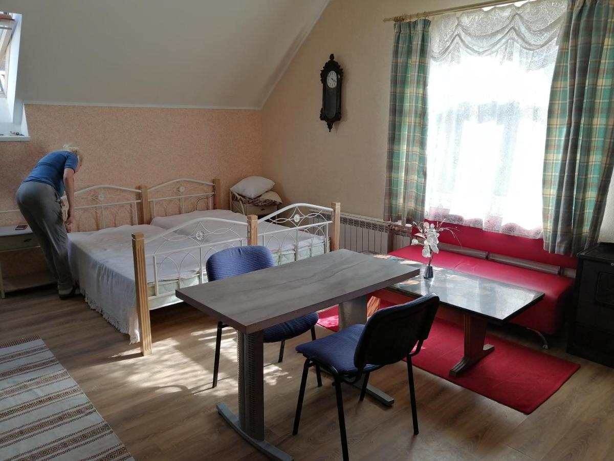 Freedom Hostel Uzhhorod Luaran gambar